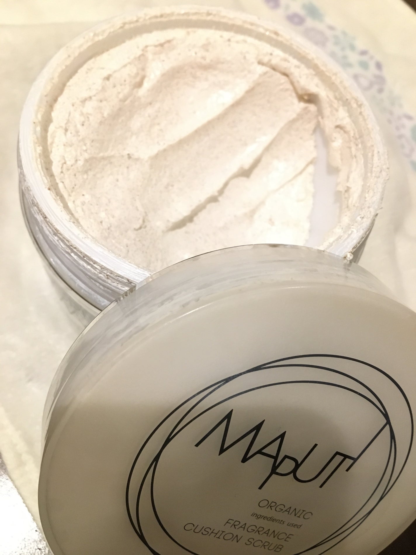 オーガニックフレグランスクッションスクラブ/MAPUTI/スクラブ・ゴマージュを使ったクチコミ(1枚目)