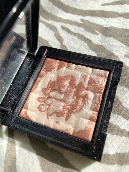 ハイライティング パウダー/BOBBI BROWN/パウダーハイライトを使ったクチコミ(4枚目)