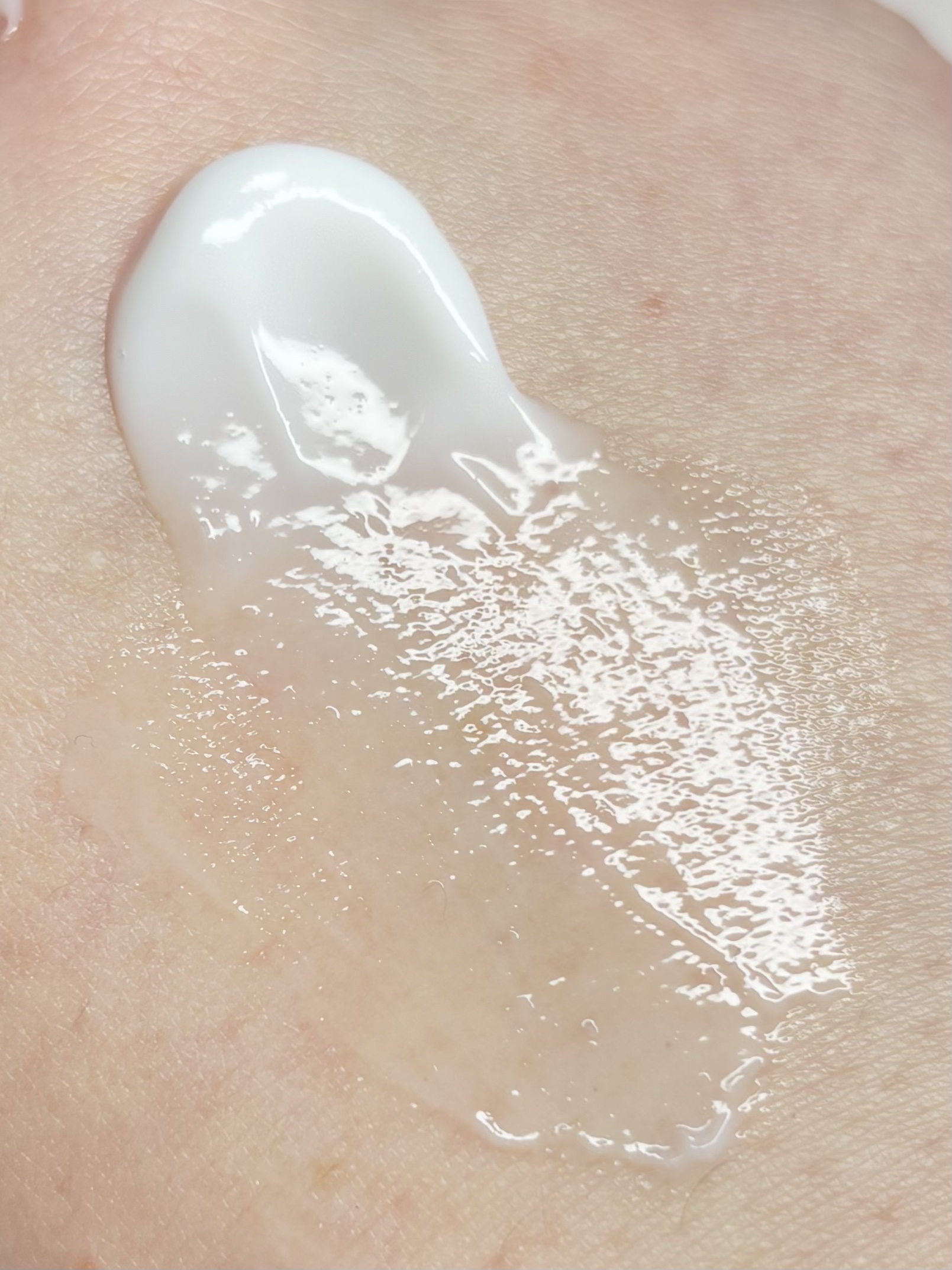 薬用ナイトパック/IHADA/フェイスクリームを使ったクチコミ（2枚目）