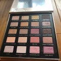 ICONIC LONDON eyeshadow palette