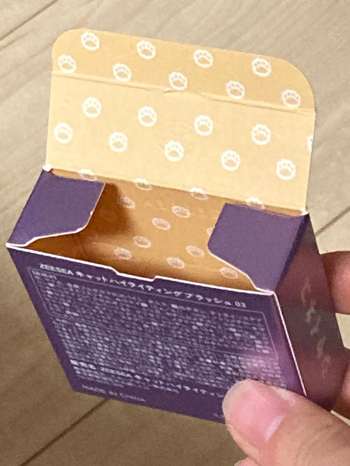 キャットハイライティングブラッシュ/ZEESEA/パウダーハイライトを使ったクチコミ(3枚目)