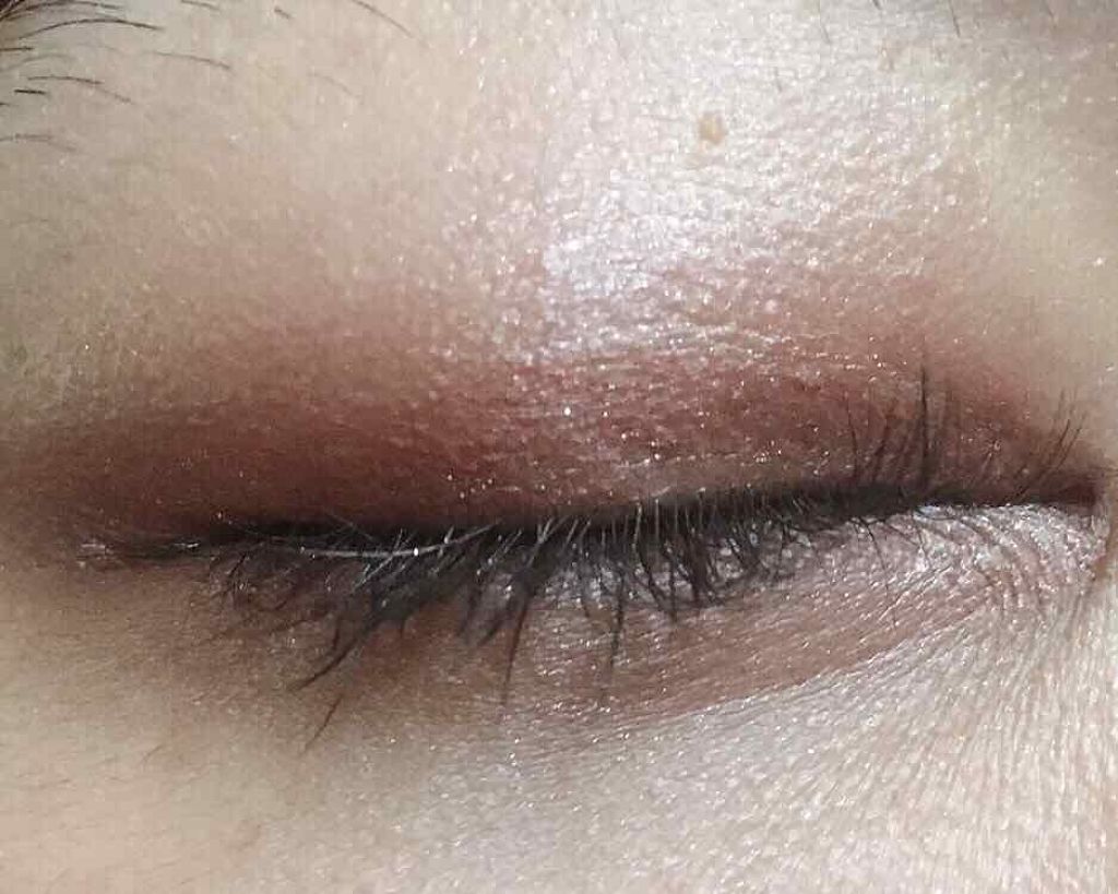 トーンアップアイシャドウ/CEZANNE/アイシャドウパレットを使ったクチコミ（3枚目）