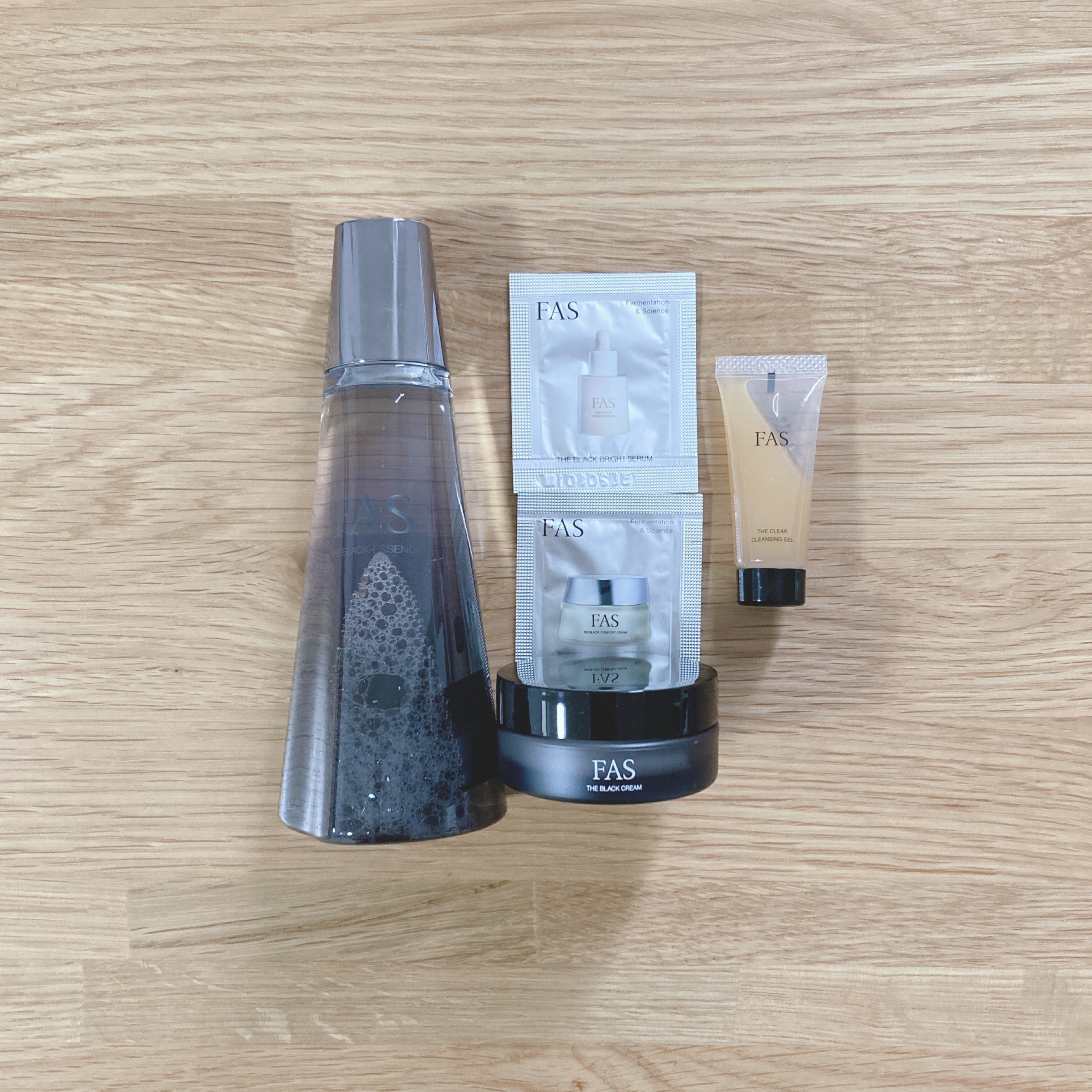 ザ ブラック エッセンス/FAS/化粧水を使ったクチコミ（1枚目）