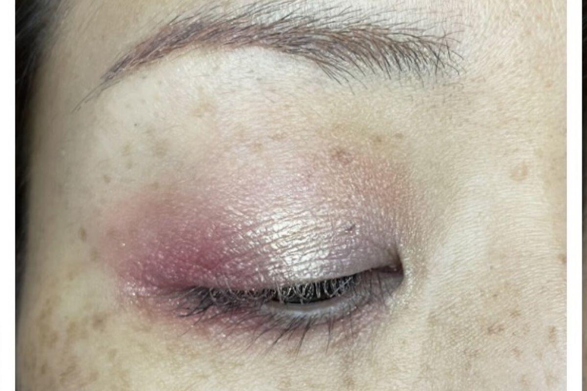 Dior　アイシャドウ、ボビーブラウン　チークカラー あなたはどっち派？Dior・BOBBI BROWNのアイシャドウパレットを徹底