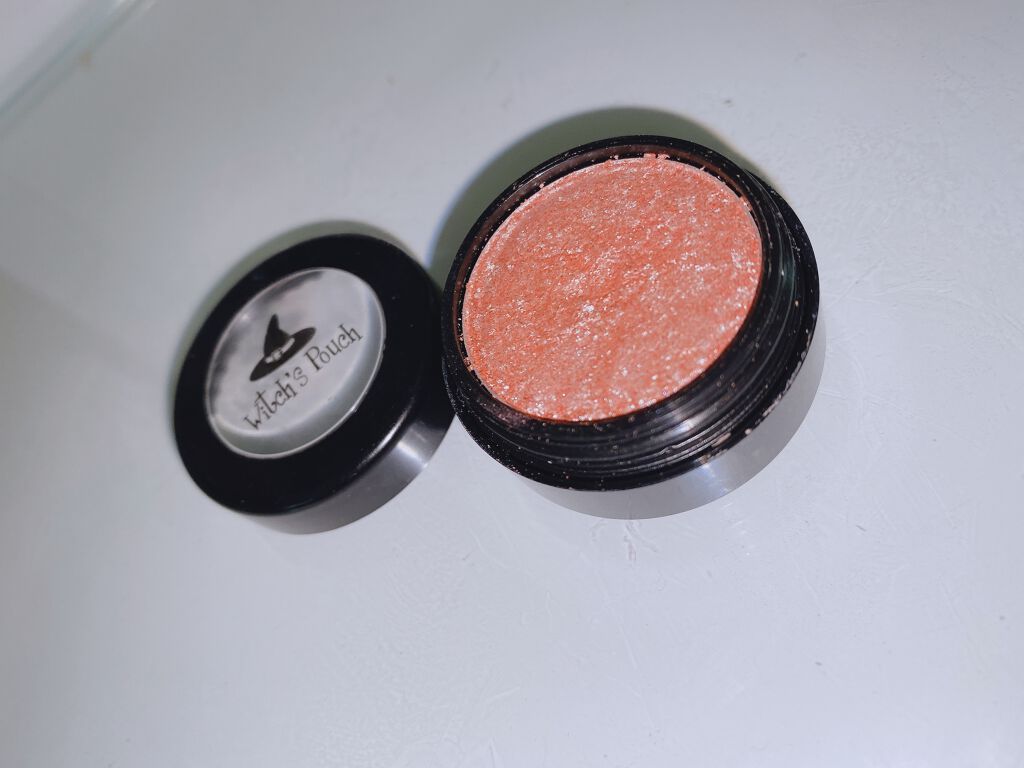 セルフィーフィックスピグメント/Witch's Pouch/単色アイシャドウを使ったクチコミ(2枚目)