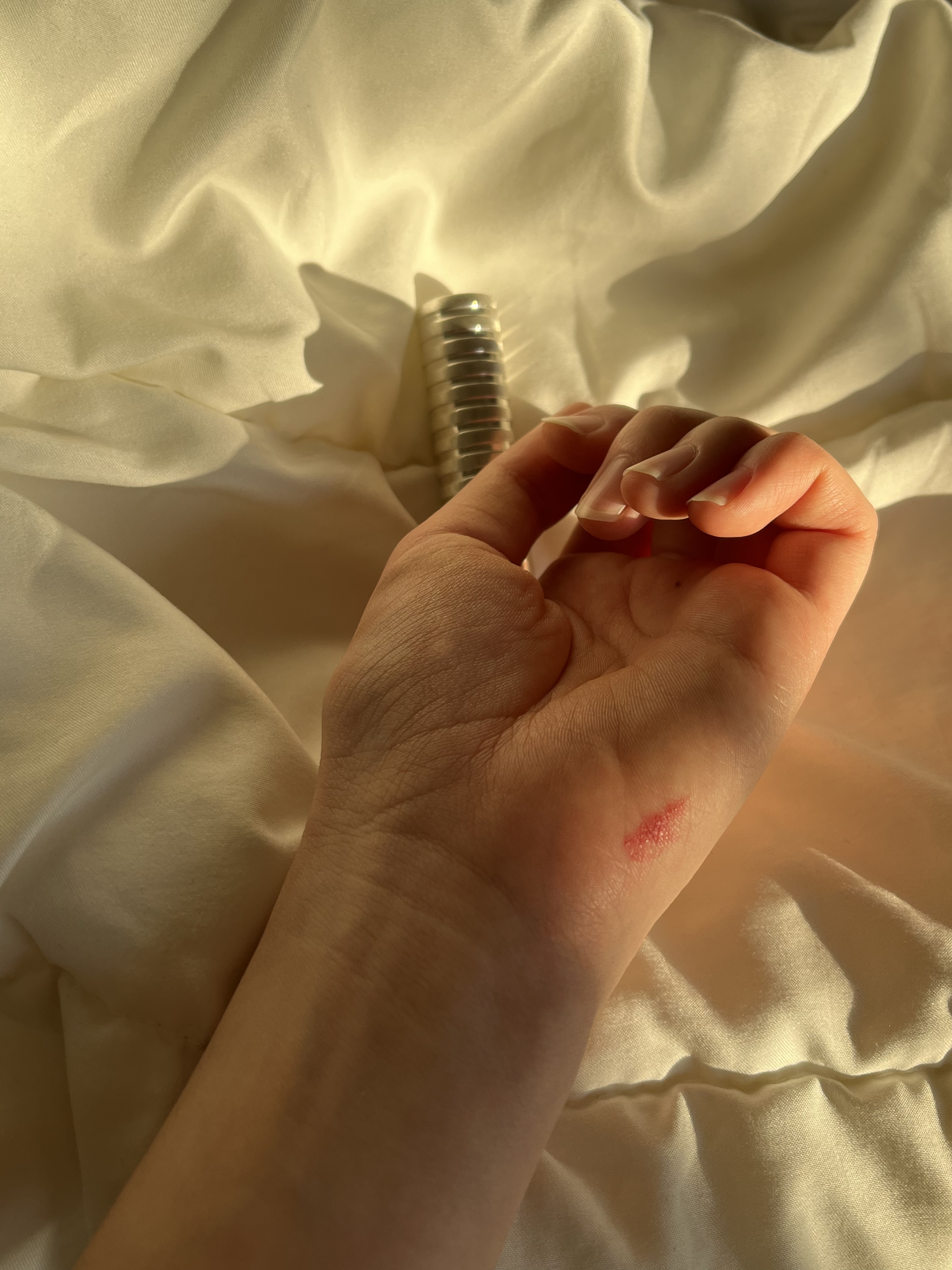 ドラマティカリー ディファレント リップスティック/CLINIQUE/口紅を使ったクチコミ（2枚目）