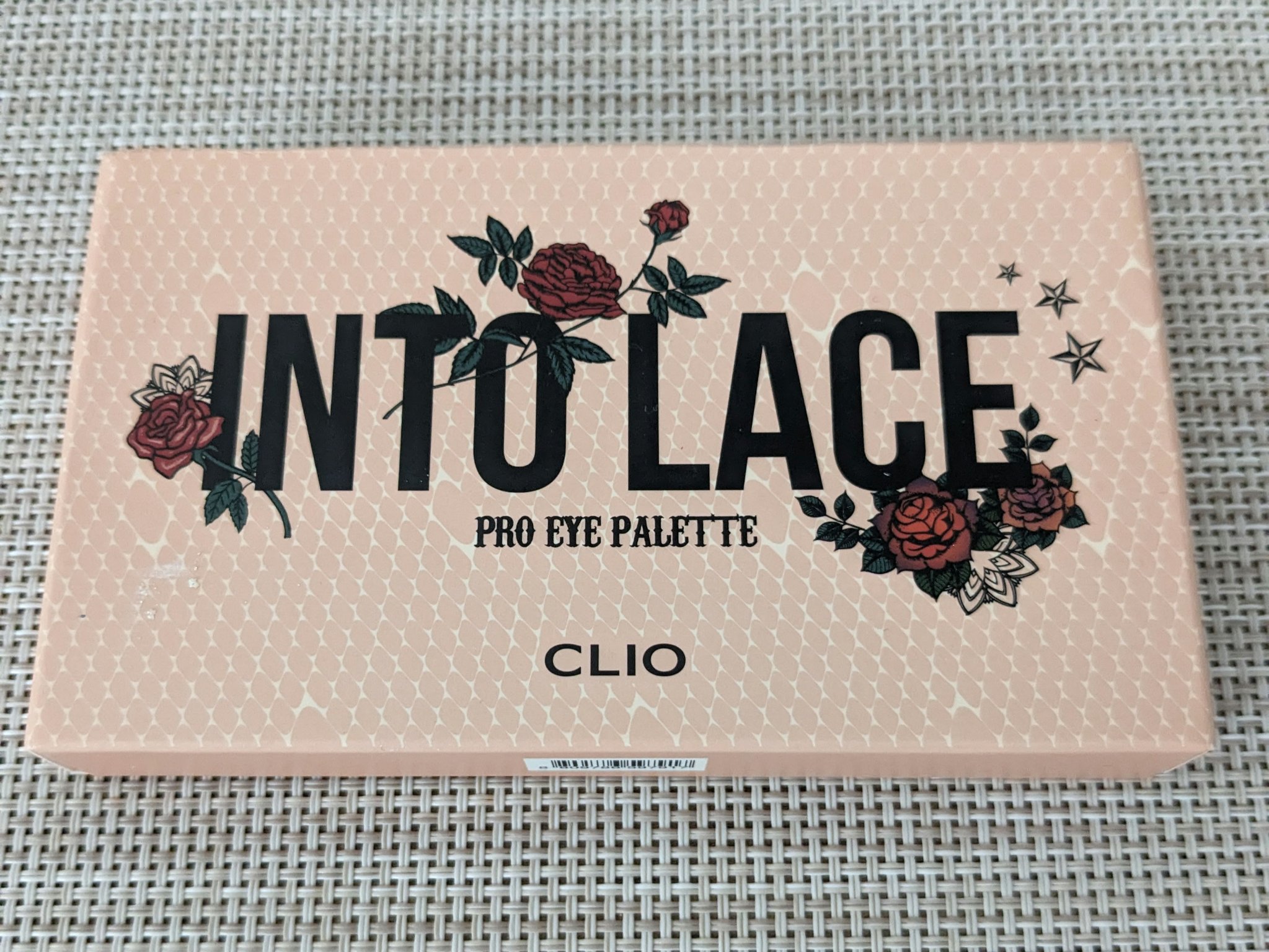 プロ アイ パレット 08 INTO LACE(AD)/CLIO/アイシャドウパレットを使ったクチコミ（1枚目）