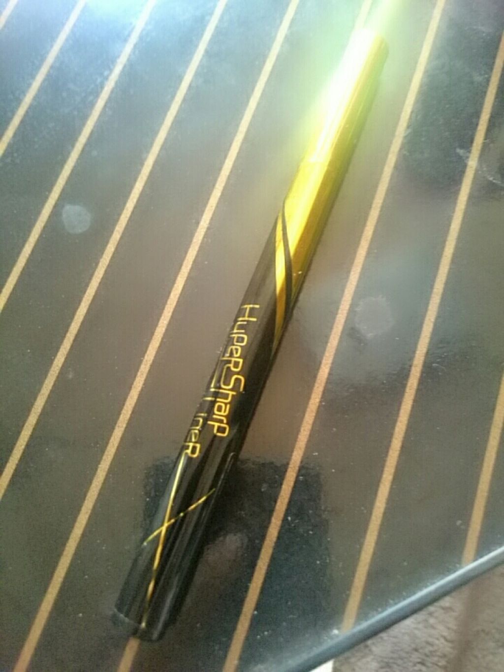 ハイパーシャープ ライナー R/MAYBELLINE NEW YORK/リキッドアイライナーを使ったクチコミ(1枚目)