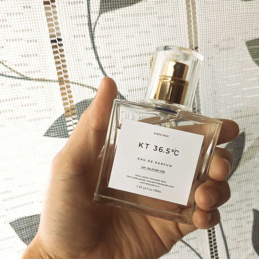 KT36.5℃ EAU DE PARFUM/KT36.5℃/香水(その他)を使ったクチコミ（2枚目）