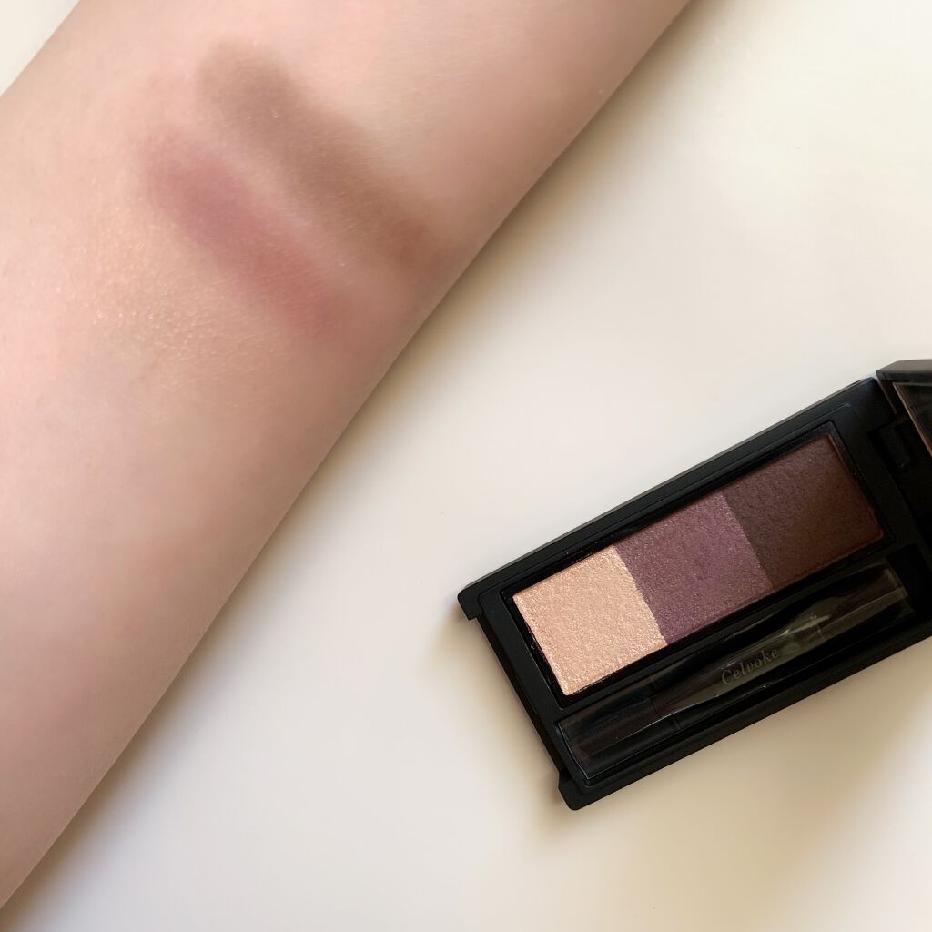 セルヴォーク インディケイトアイブロウパウダー 03 パープルブラウン/Celvoke/パウダーアイブロウを使ったクチコミ（3枚目）