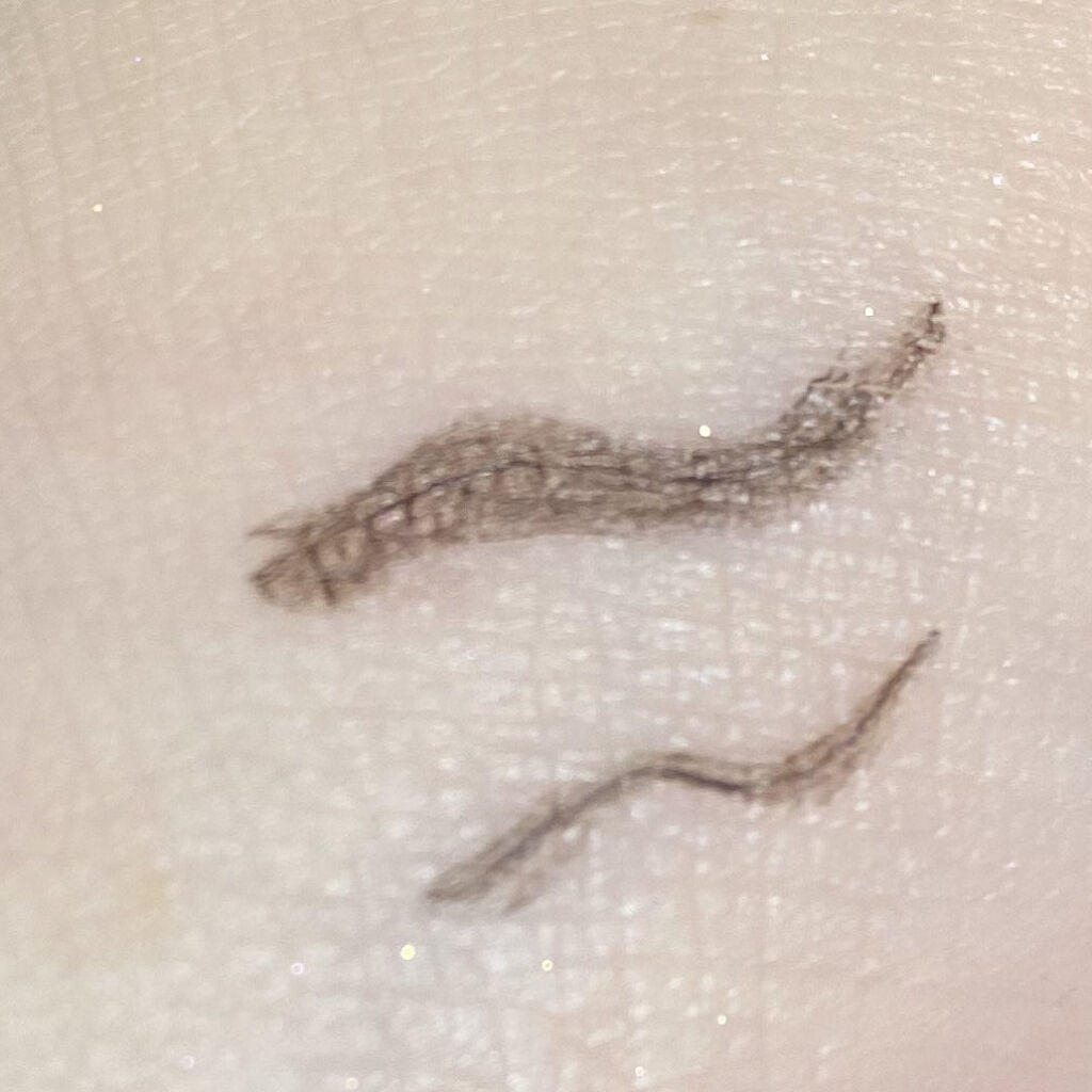 リキッドアイライナー /パラドゥ/リキッドアイライナーを使ったクチコミ（3枚目）