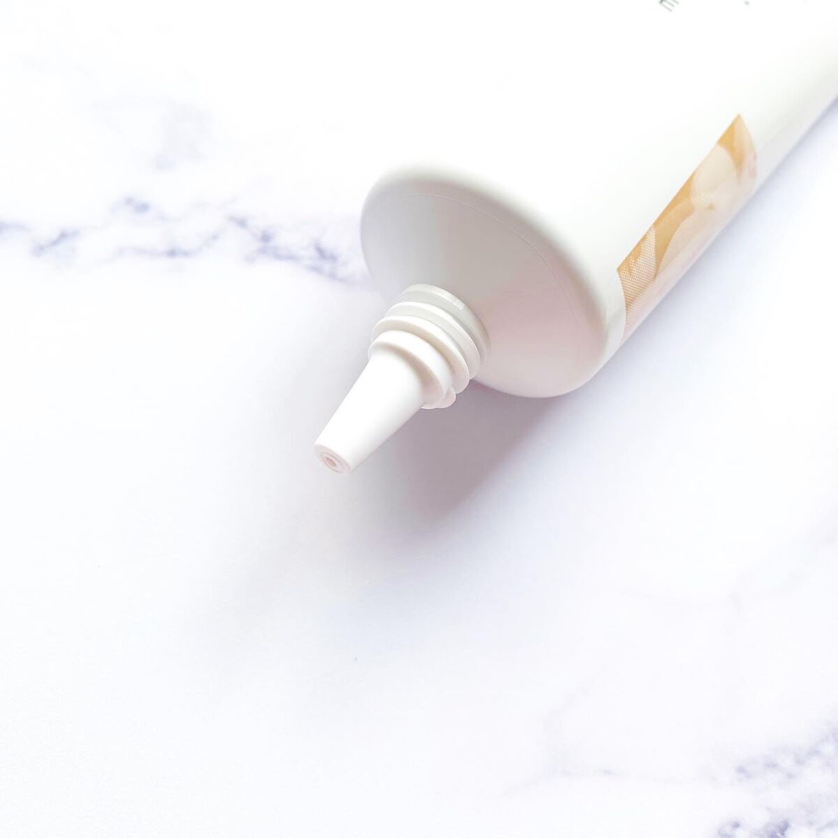 アリィー クロノビューティ カラーチューニングUV/アリィー/日焼け止めクリームを使ったクチコミ（2枚目）