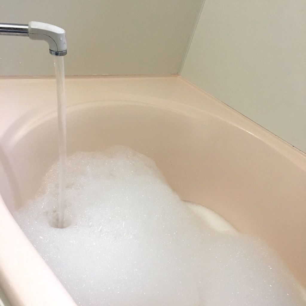 贅沢泡とろ 入浴料 ジュエリーローズの香り/お湯物語/保湿系入浴剤を使ったクチコミ(3枚目)