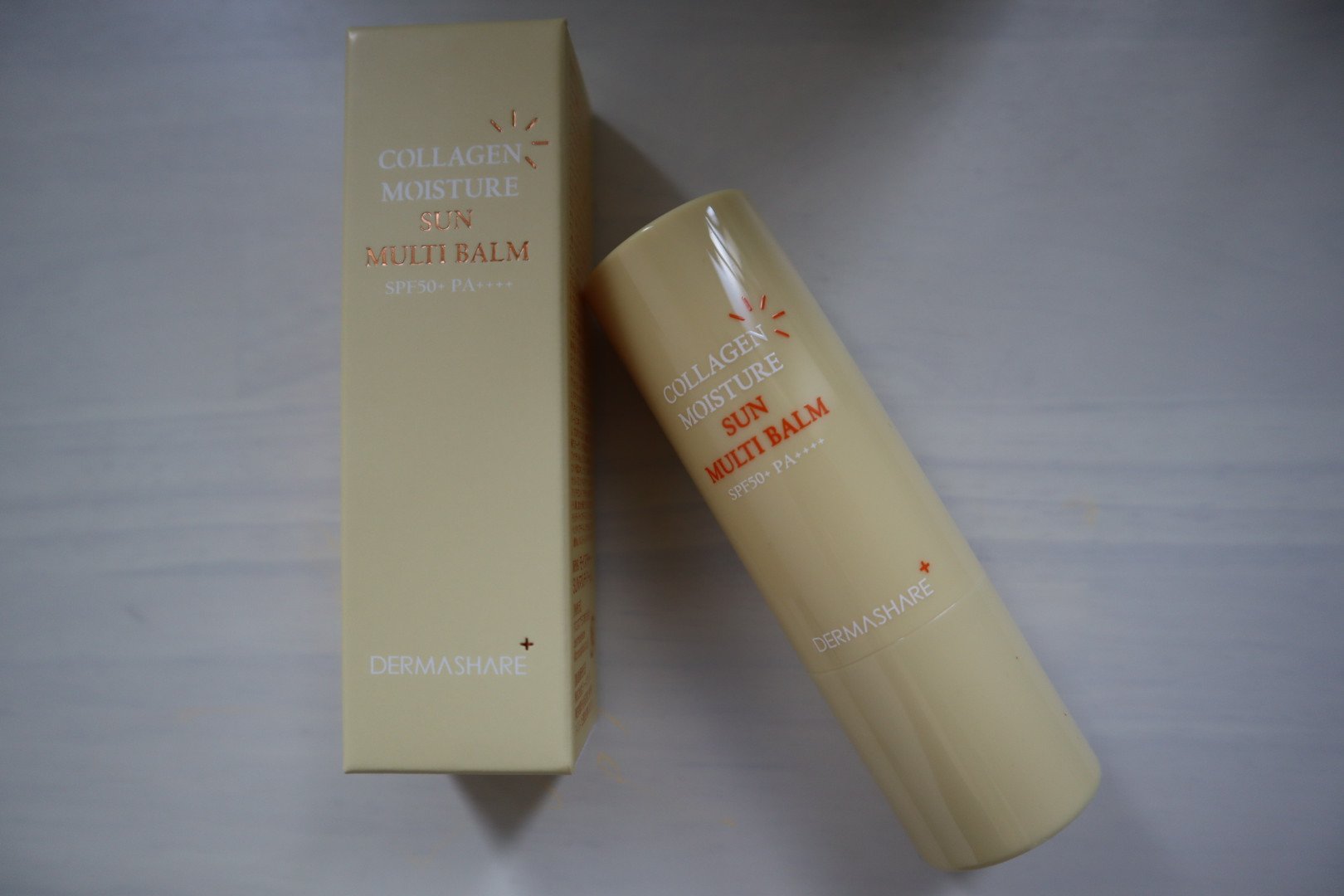 コラーゲンモイスチャーSUNマルチバーム/DERMASHARE/日焼け止めスティックを使ったクチコミ（2枚目）