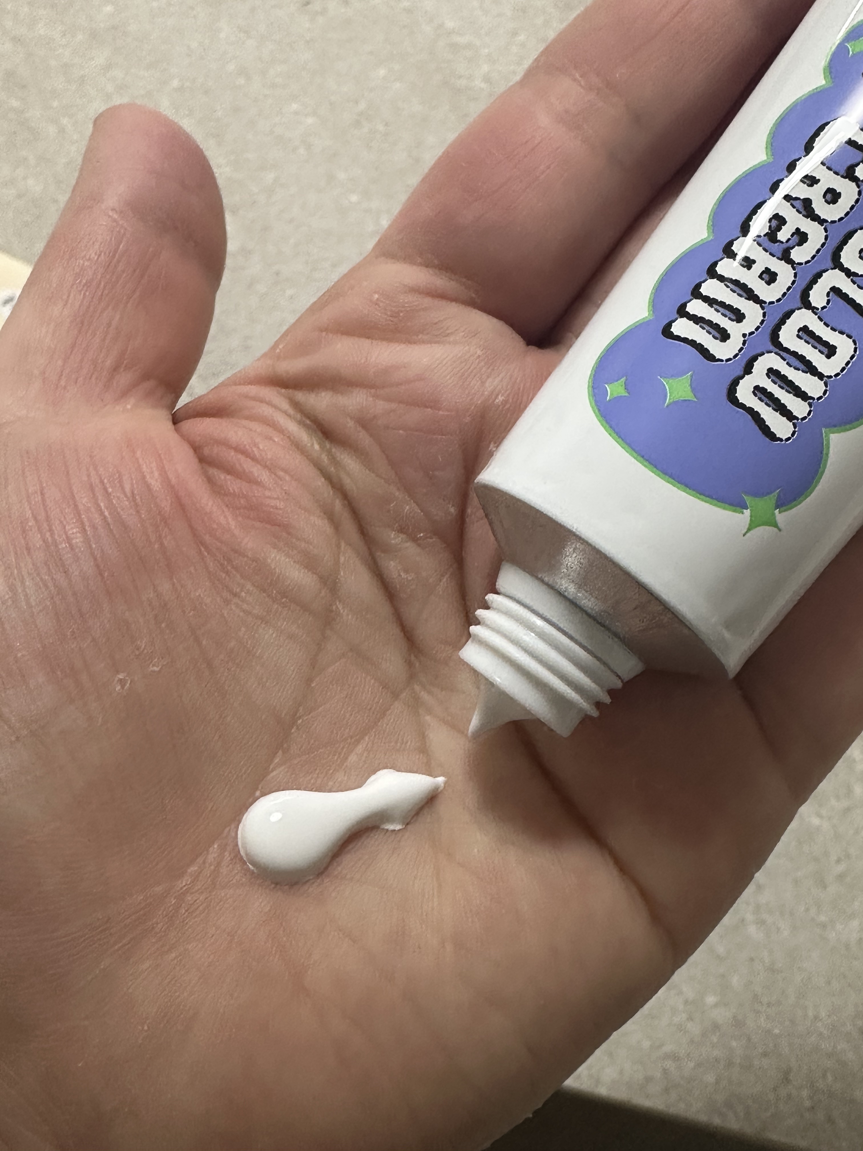 オールアバウトグロウトーンアップクリーム/CHASIN'RABBITS/化粧下地を使ったクチコミ（2枚目）