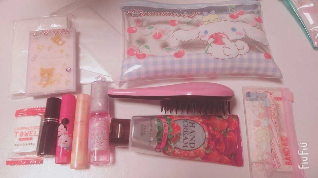 Maya♡ on LIPS 「持ち物の女子力たかくね?!女の子はみんな言われると少しでもうれ..」(2枚目)