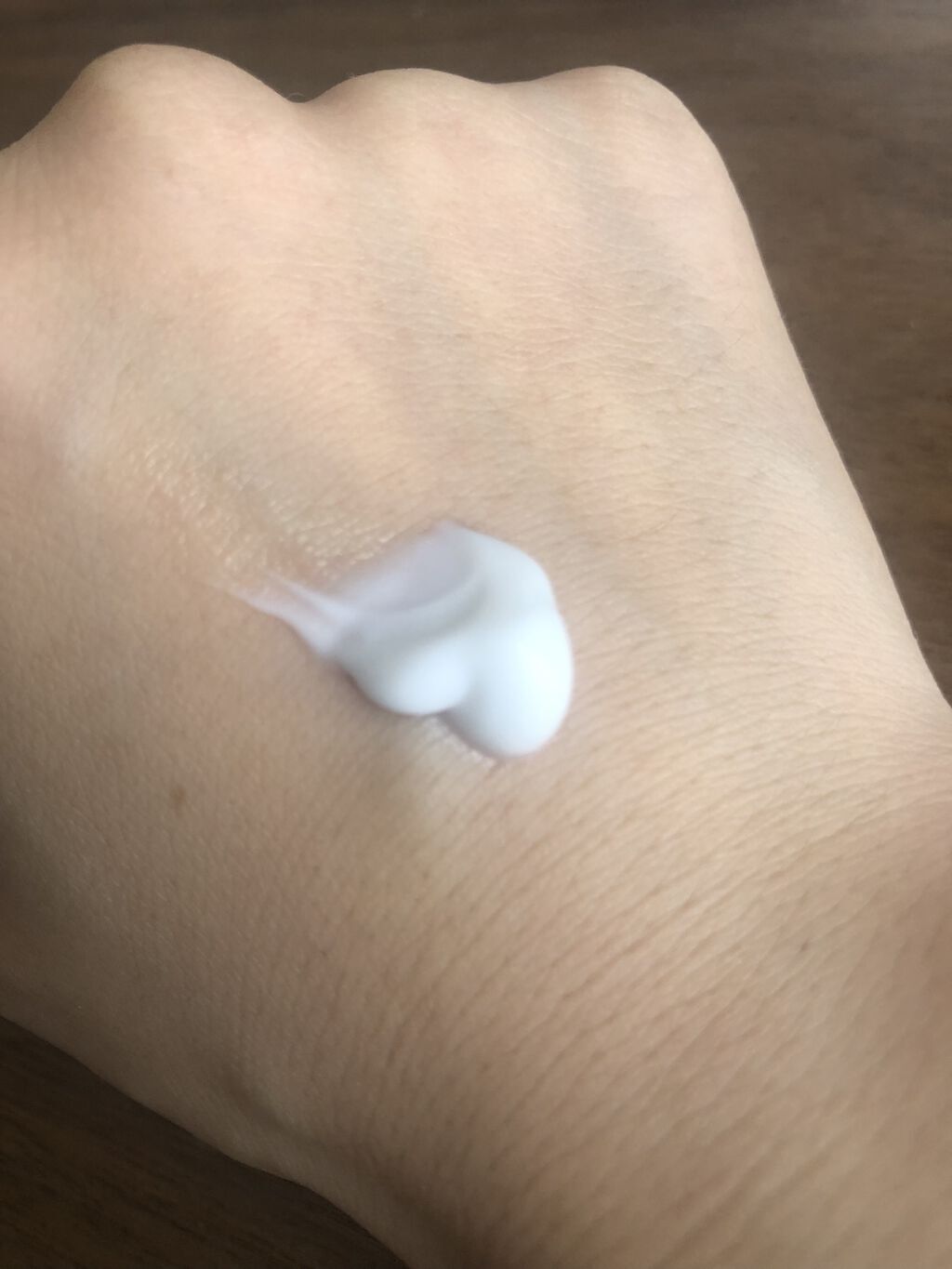 オスマンサス ハンドクリーム/L'OCCITANE/ハンドクリームを使ったクチコミ（2枚目）