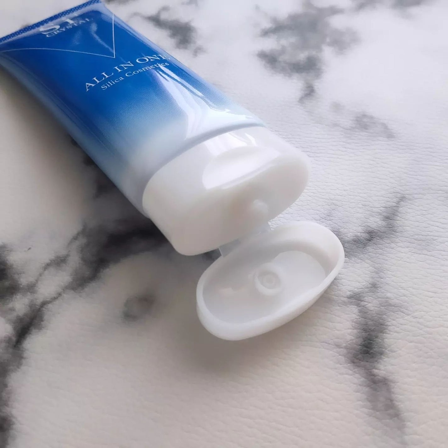 クリスタルオールインワン/Si+/フェイスクリームを使ったクチコミ(3枚目)