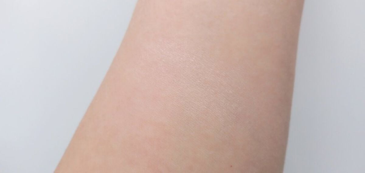 パールグロウニュアンサー/CEZANNE/パウダーハイライトを使ったクチコミ(4枚目)