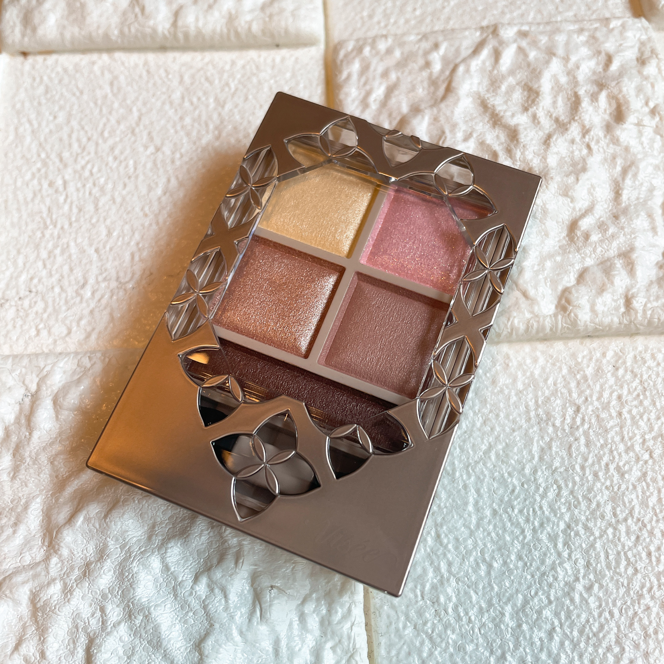 パノラマデザイン アイパレット BE-8 ピンクベージュ(限定)/Visée/アイシャドウパレットを使ったクチコミ（3枚目）