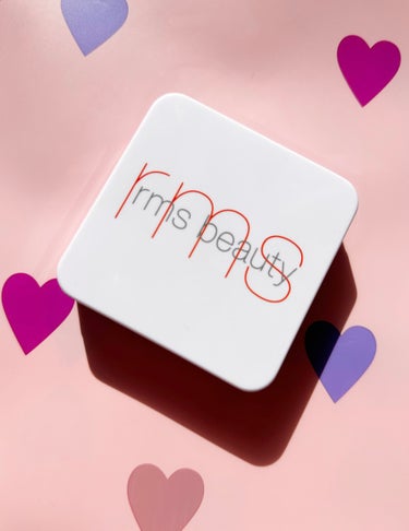 rms beauty ハイドラパウダーブラッシュのクチコミ「ゴージャスなツヤ感💗表情まで一気に明るく見えるrms beautyのチーク&アイカラー✨


.....」（2枚目）