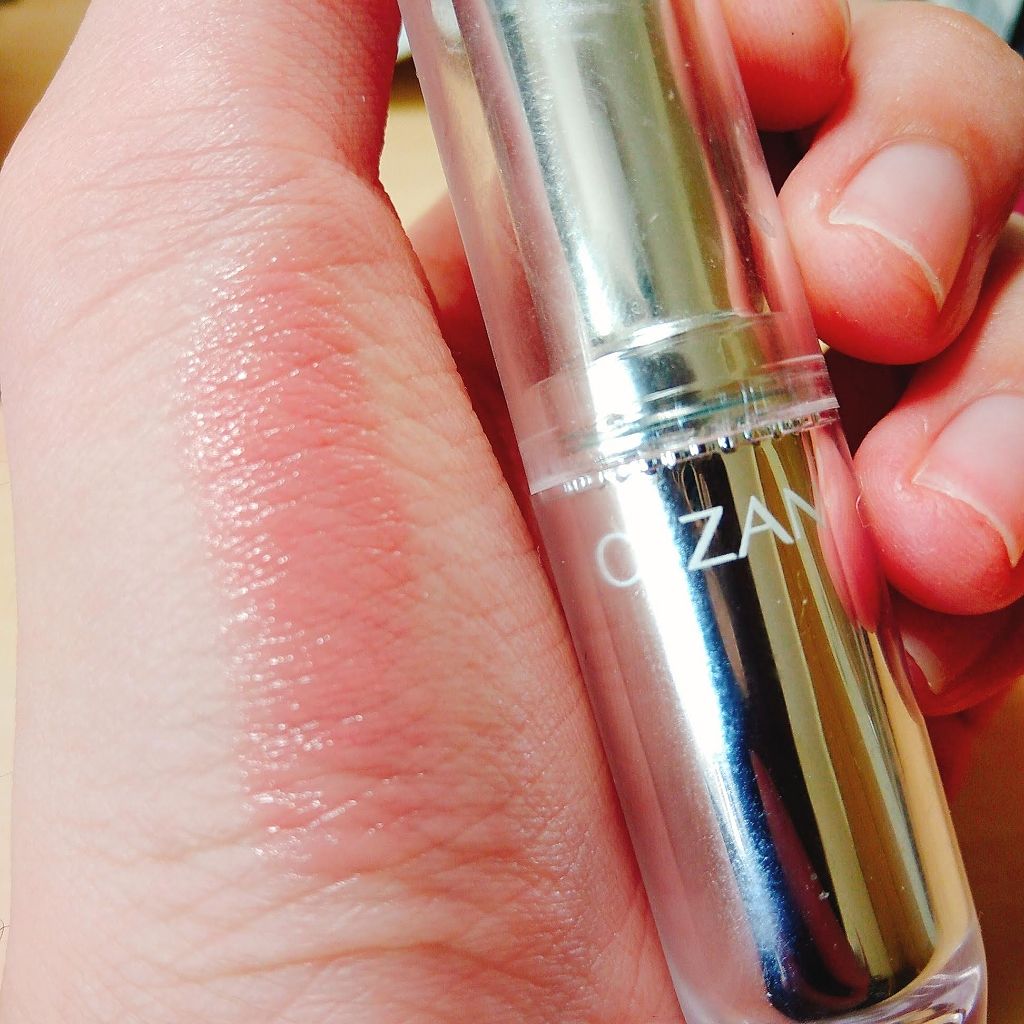 ラスティンググロスリップ/CEZANNE/口紅を使ったクチコミ（3枚目）