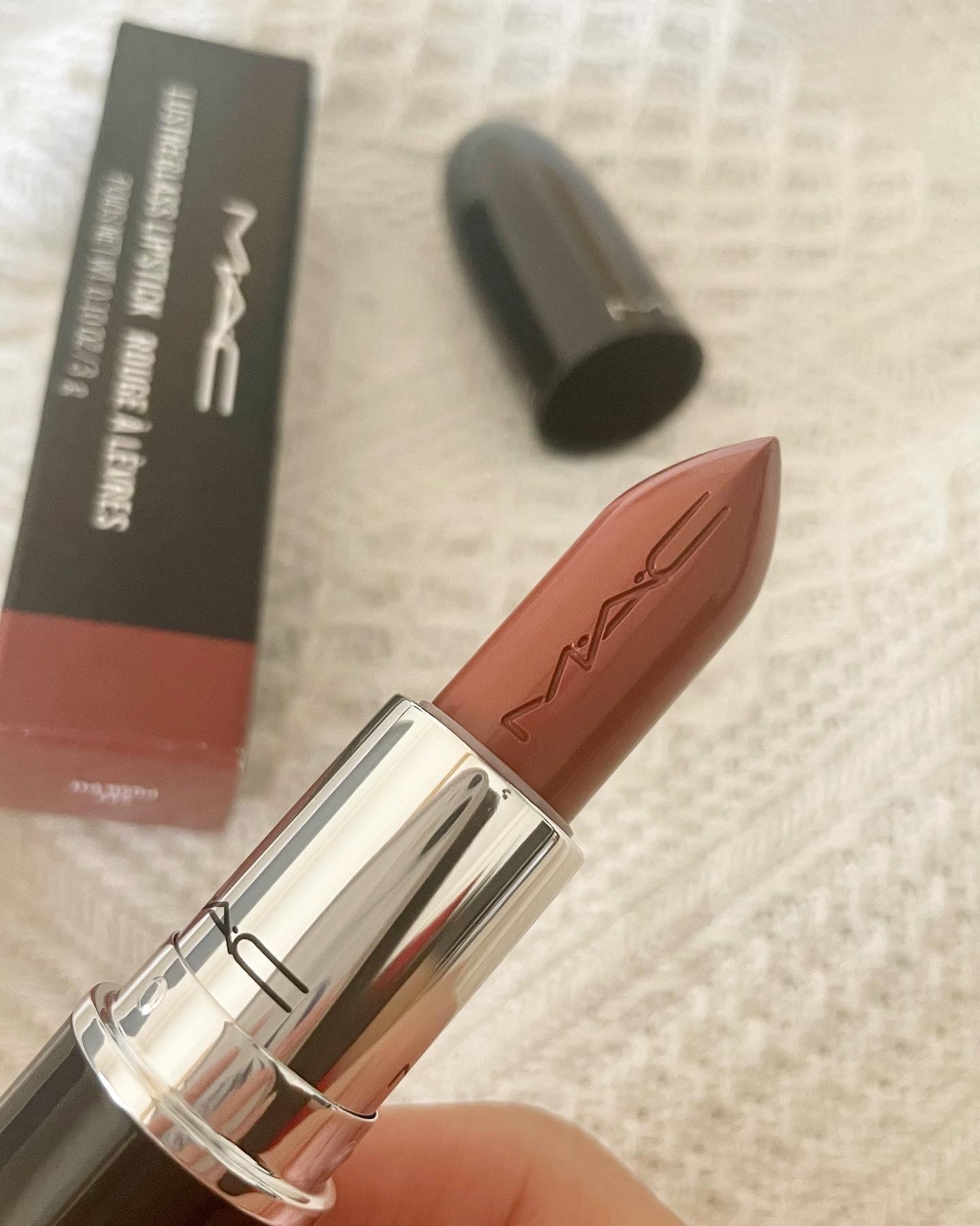 ラスターガラス リップスティック/M・A・C/口紅を使ったクチコミ（2枚目）