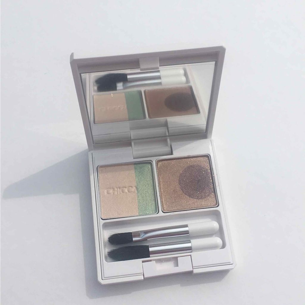 ミスティック パウダーアイシャドウ EX39 エメラルドコースト（限定色）/CHICCA/アイシャドウパレットを使ったクチコミ（1枚目）