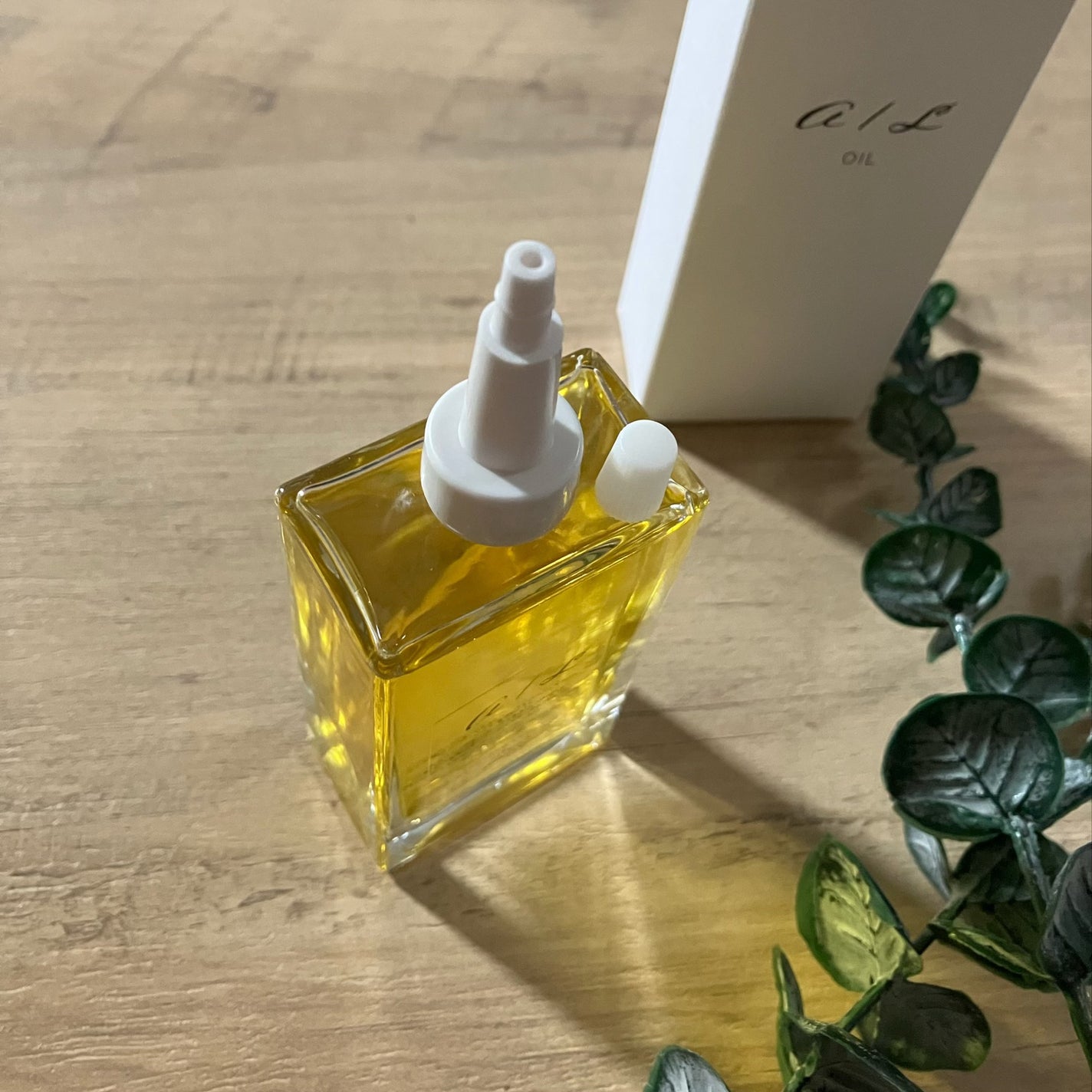 ナチュラルオイル〈ヘア&ボディ&ハンド用オイル〉/ainaLyra /ボディオイルを使ったクチコミ(4枚目)