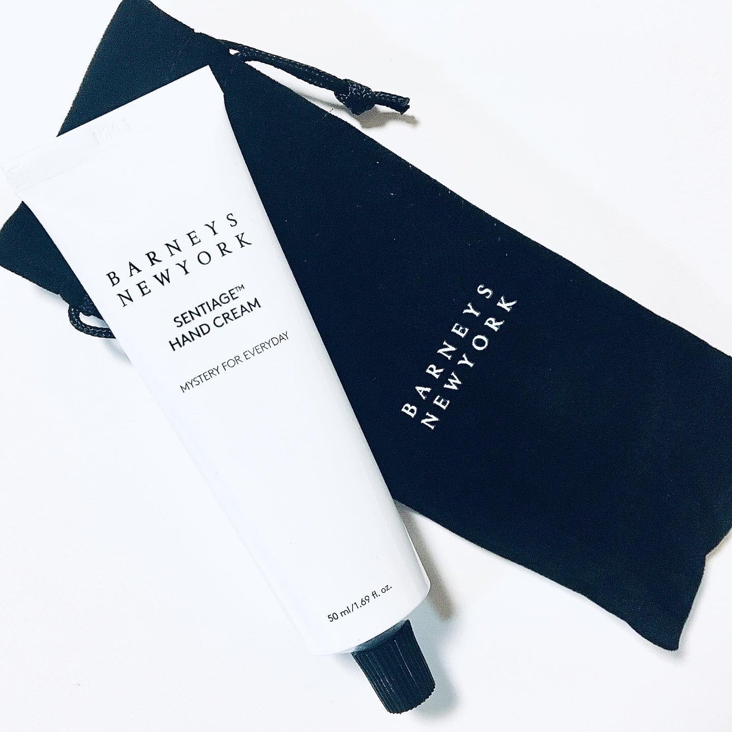 むーい on LIPS 「#Sponsored#08liter#BARNEYSNEWYO..」(1枚目)