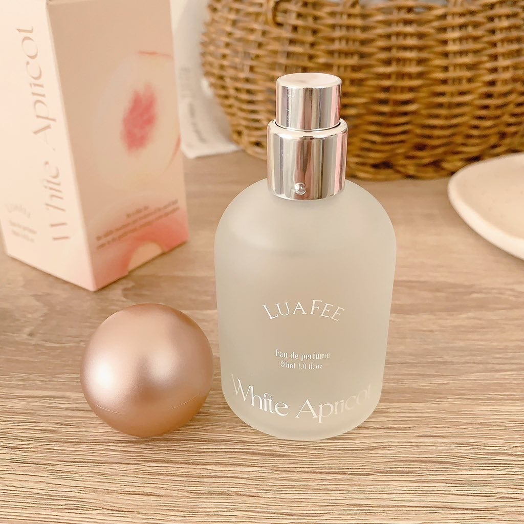 ホワイトアプリコット/LUAFEE/香水(レディース)を使ったクチコミ(2枚目)