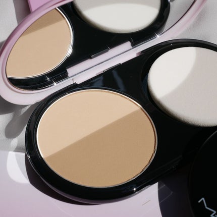 ライトフル C3 ナチュラル シルク パウダーファンデーション NC25/M・A・C/パウダーファンデーションを使ったクチコミ(1枚目)