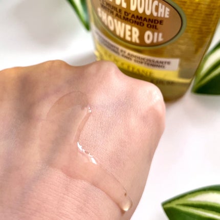 アーモンド モイスチャライジングシャワーオイル/L'OCCITANE/ボディソープを使ったクチコミ(4枚目)