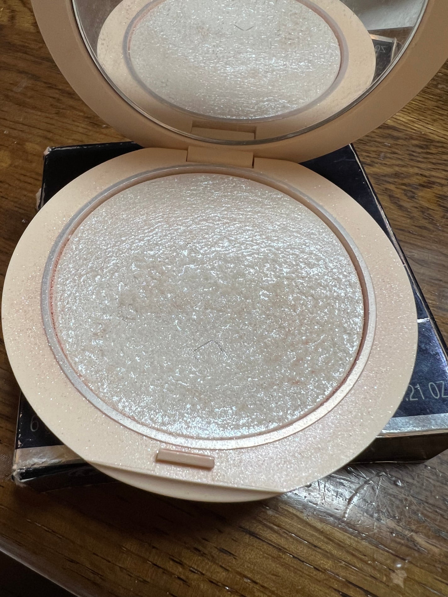 ディオールスキン フォーエヴァー クチュール ルミナイザー/Dior/プレストパウダーを使ったクチコミ(2枚目)