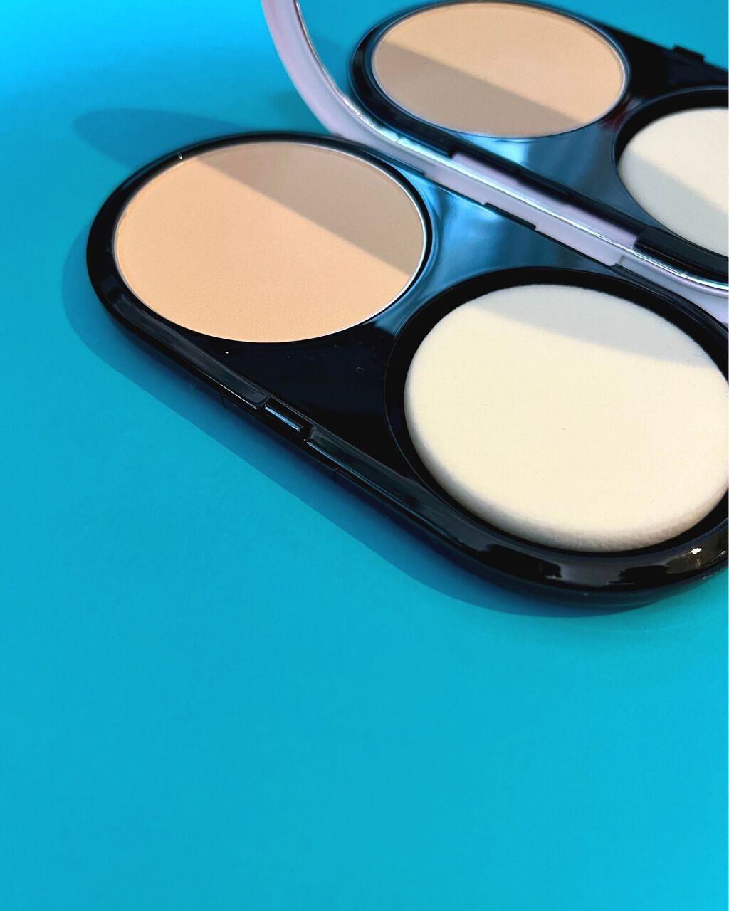 ライトフル C3 ナチュラル シルク パウダーファンデーション/M・A・C/パウダーファンデーションを使ったクチコミ(2枚目)