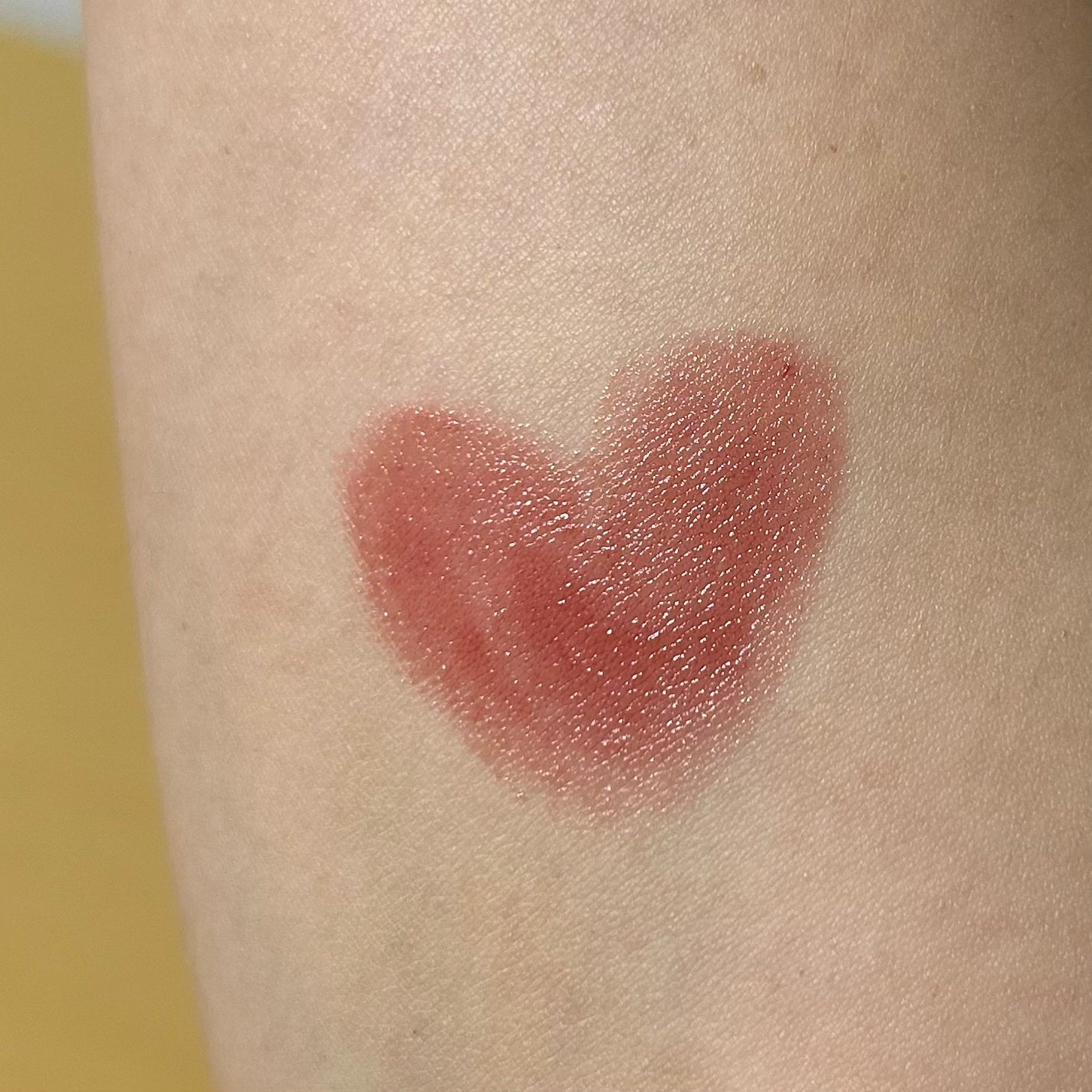 センシュアル ヌードバーム/HERA/リップバームを使ったクチコミ(2枚目)