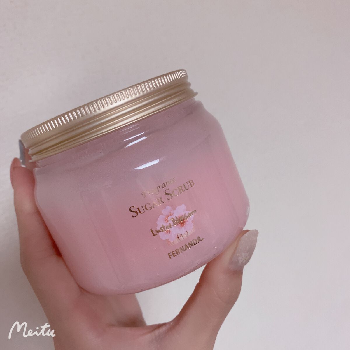 フレグランスシュガースクラブグランデ(ラスターブロッサム)/フェルナンダ/ボディスクラブを使ったクチコミ(2枚目)