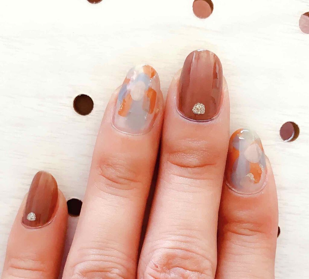 カラフルネイルズ/キャンメイク/マニキュアを使ったクチコミ(4枚目)