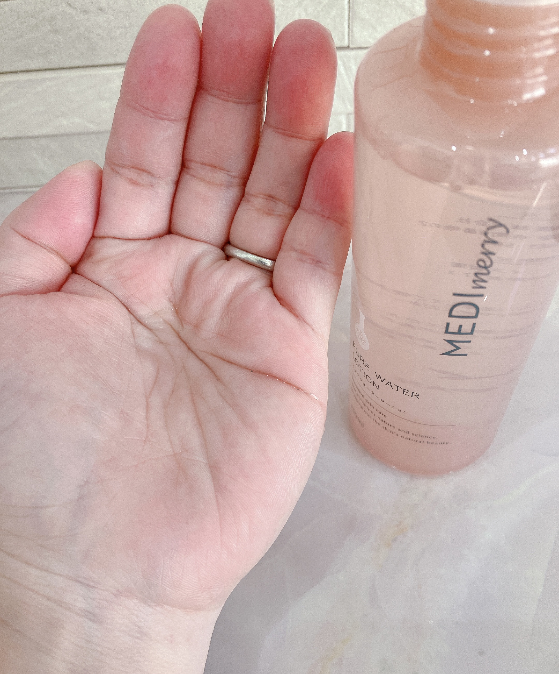 メディメリー　ピュアウォーターローション/MEDIMERRY/化粧水を使ったクチコミ（3枚目）