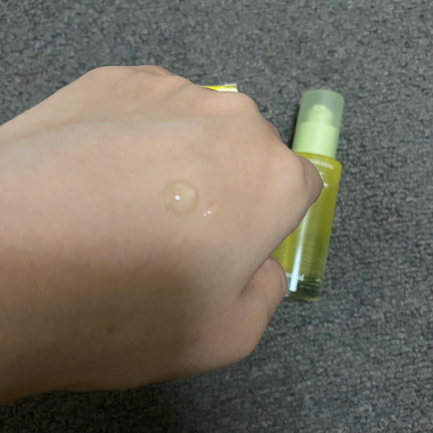 グリーンタンジェリン ビタC ダークスポットケアセラム/goodal/美容液を使ったクチコミ(4枚目)