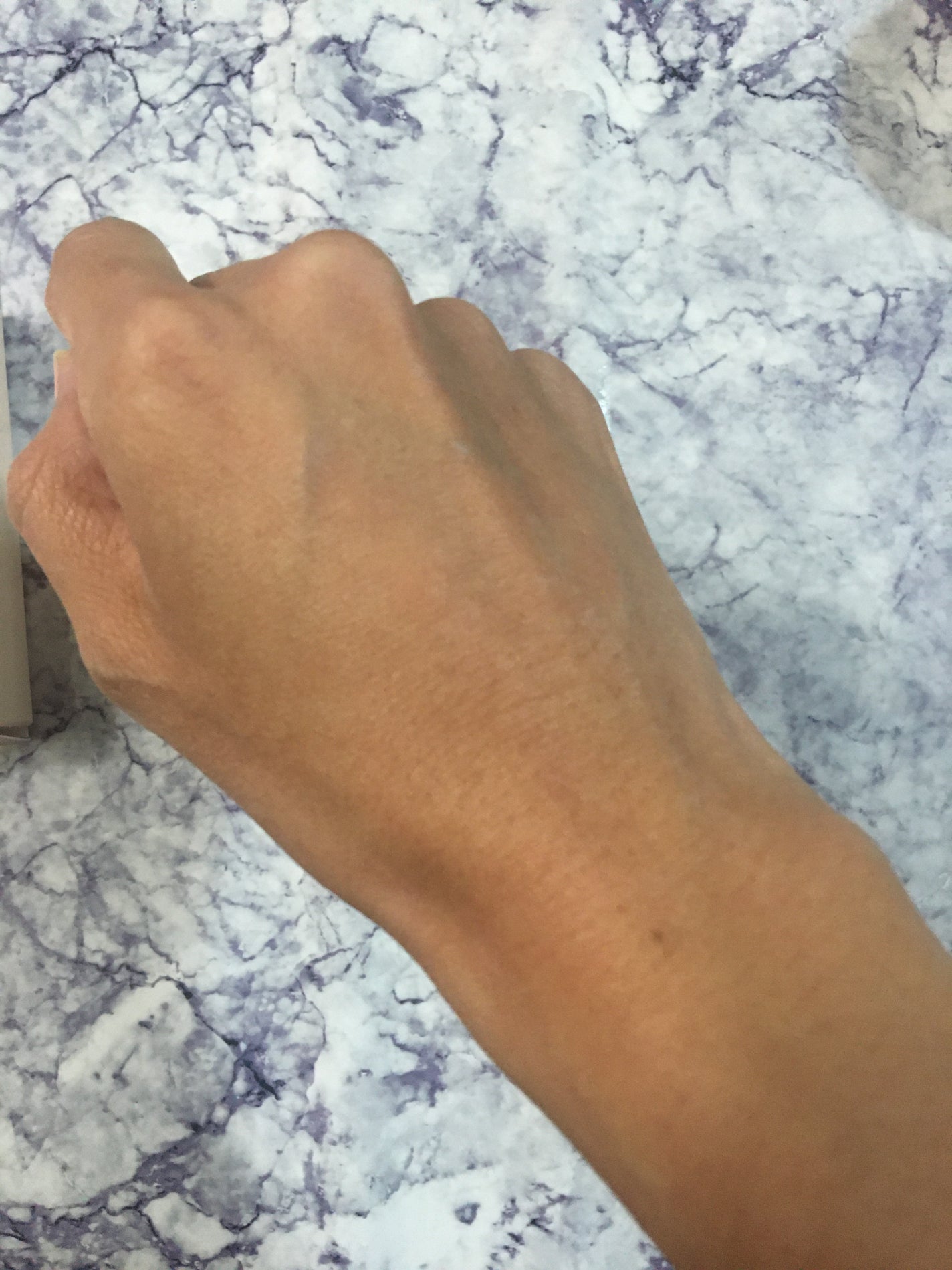 リア フォロバ100 on LIPS 「ミシャMスキンフェイクバームお試ししてみました!バーム状のファ..」(3枚目)