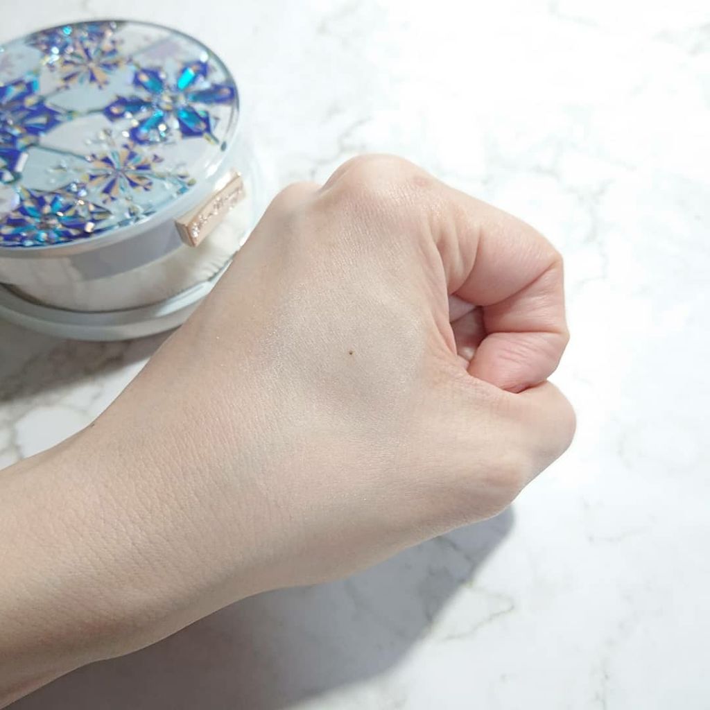 スノービューティー ホワイトニング ﻿ フェースパウダー 2019﻿/スノービューティー/プレストパウダーを使ったクチコミ（3枚目）