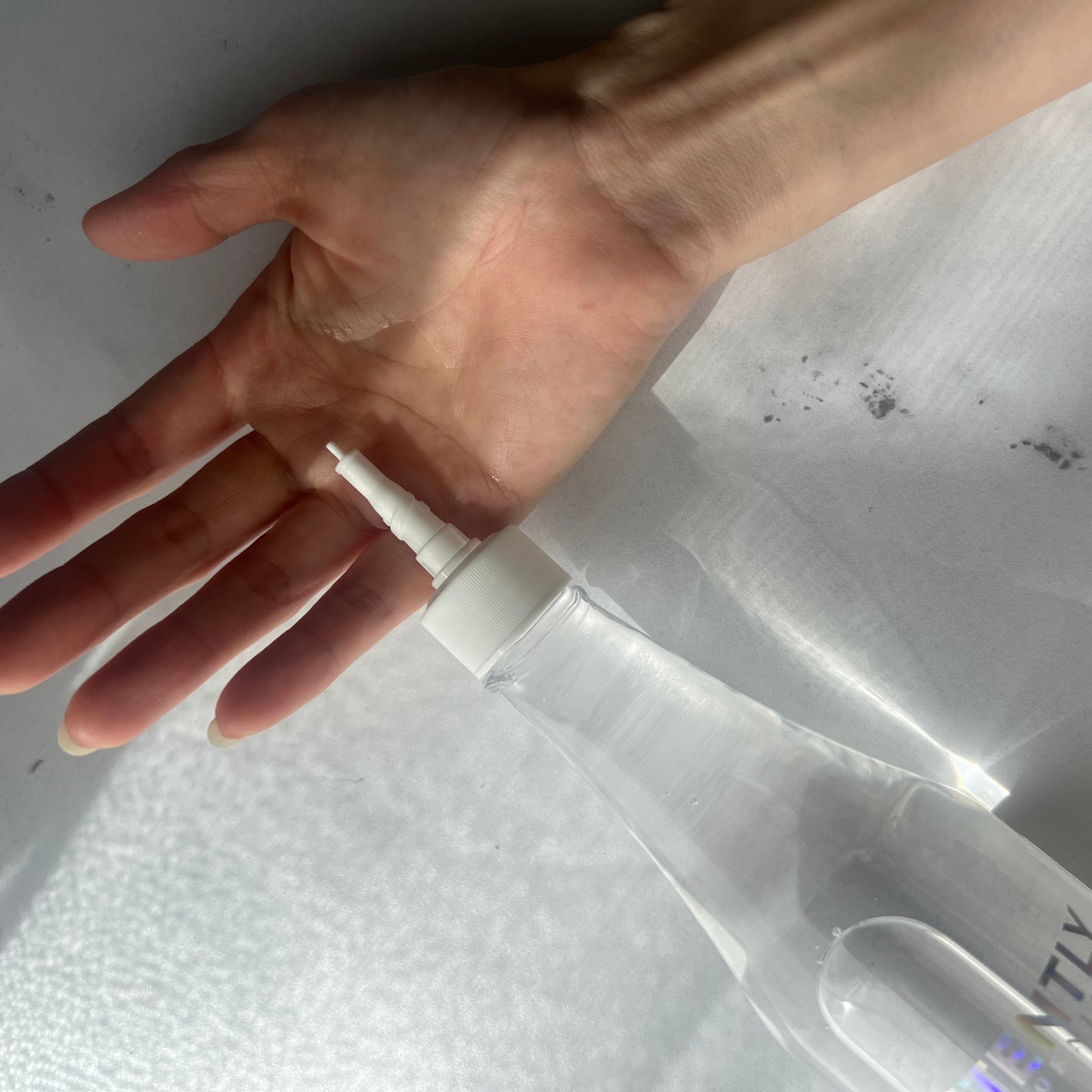 あゆミン on LIPS 「Amazonで買える🐰🤍頭皮から毛先まで使える本格ヘッドスパケ..」(2枚目)