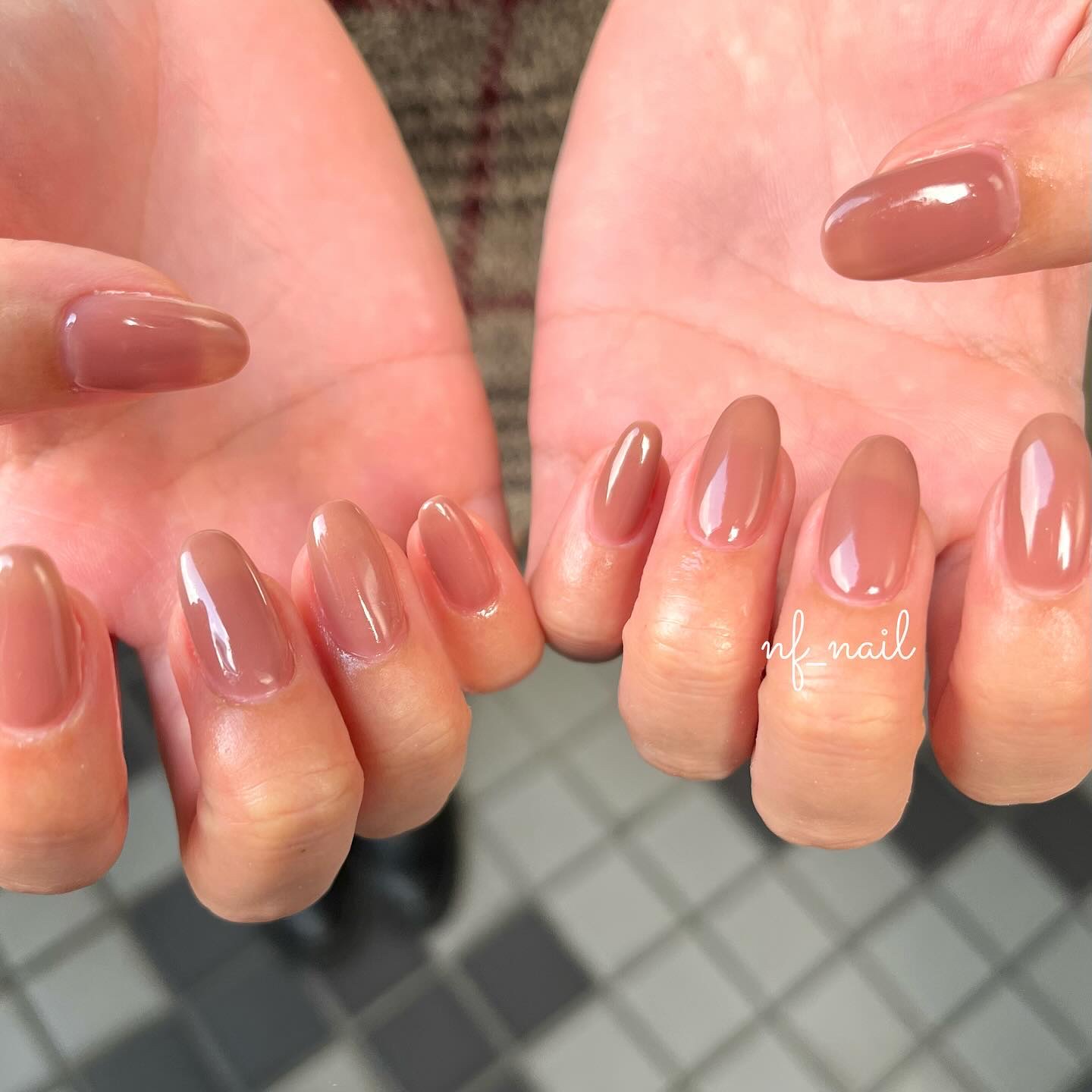 #ネイル,#ジェルネイル,#ニュアンスネイル,#キラキラネイル,#冬ネイル,#ちゅるちゅるネイル,#クリアネイル,#シアーネイル,#ブラウンネイル,#ワンカラーネイルのネイルデザイン