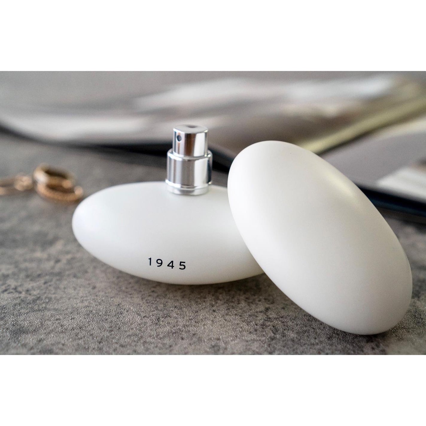 1945 オードトワレ WHITE/SHOLAYERED/香水(レディース)を使ったクチコミ(3枚目)