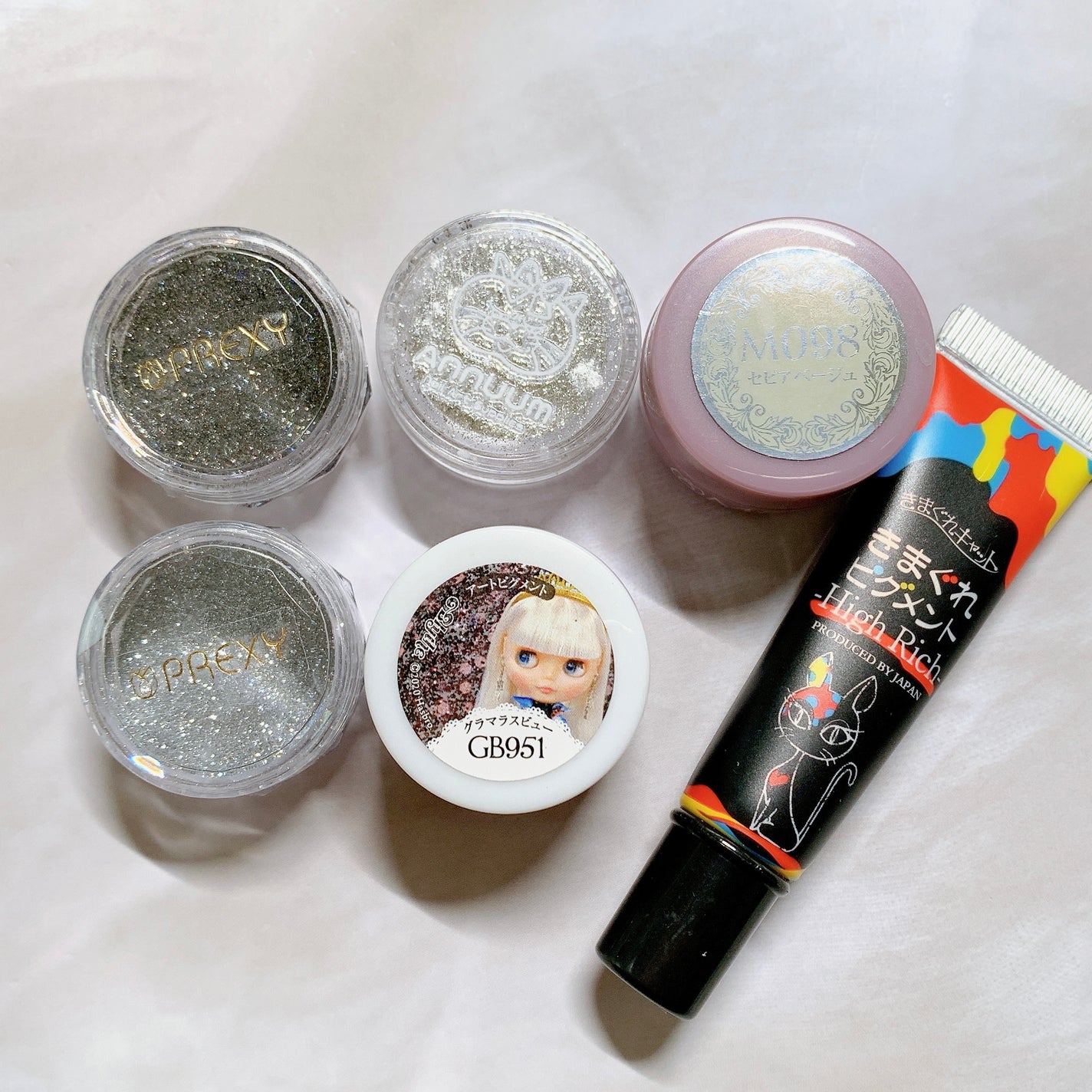 mizuki꙳ネイリスト on LIPS 「ホワイトグラデーションフレンチ🤍簡単にできるホワイトグラデ×雪..」(3枚目)