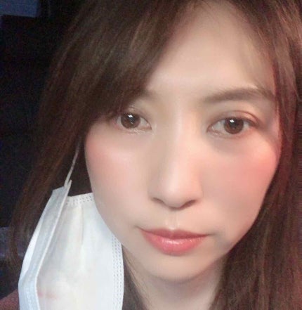 グローフリーダムパレットライジング/THREE/クリームハイライトを使ったクチコミ(1枚目)