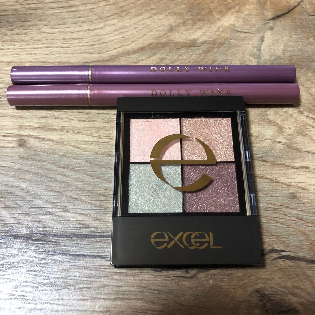 ぐみ on LIPS 「ぶどう🍇アイメイク🌿カーキ×パープルのアイメイクです⭐️カラコ..」(3枚目)