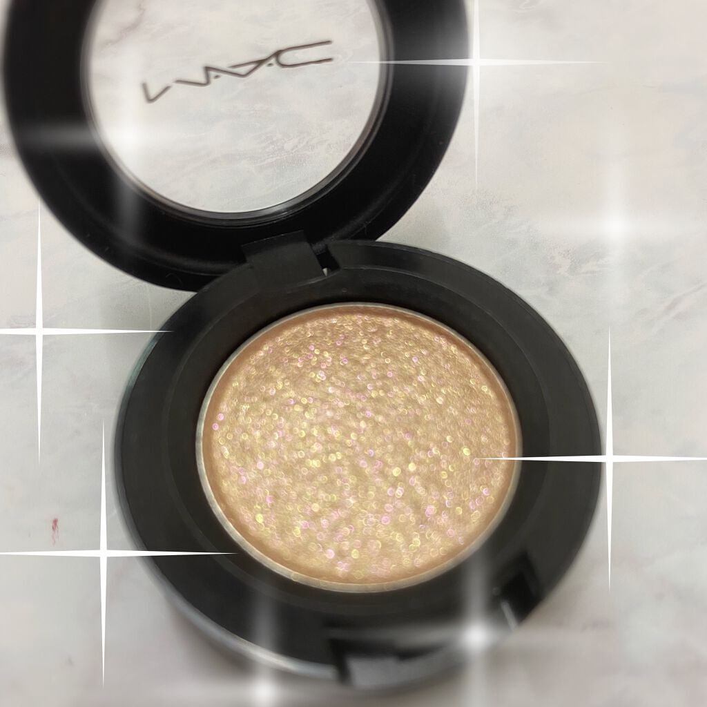 ダズルシャドウ/M・A・C/単色アイシャドウを使ったクチコミ(2枚目)