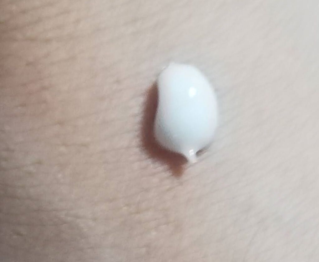 ポアーテンクリーム/DEWYCEL/化粧下地を使ったクチコミ（2枚目）